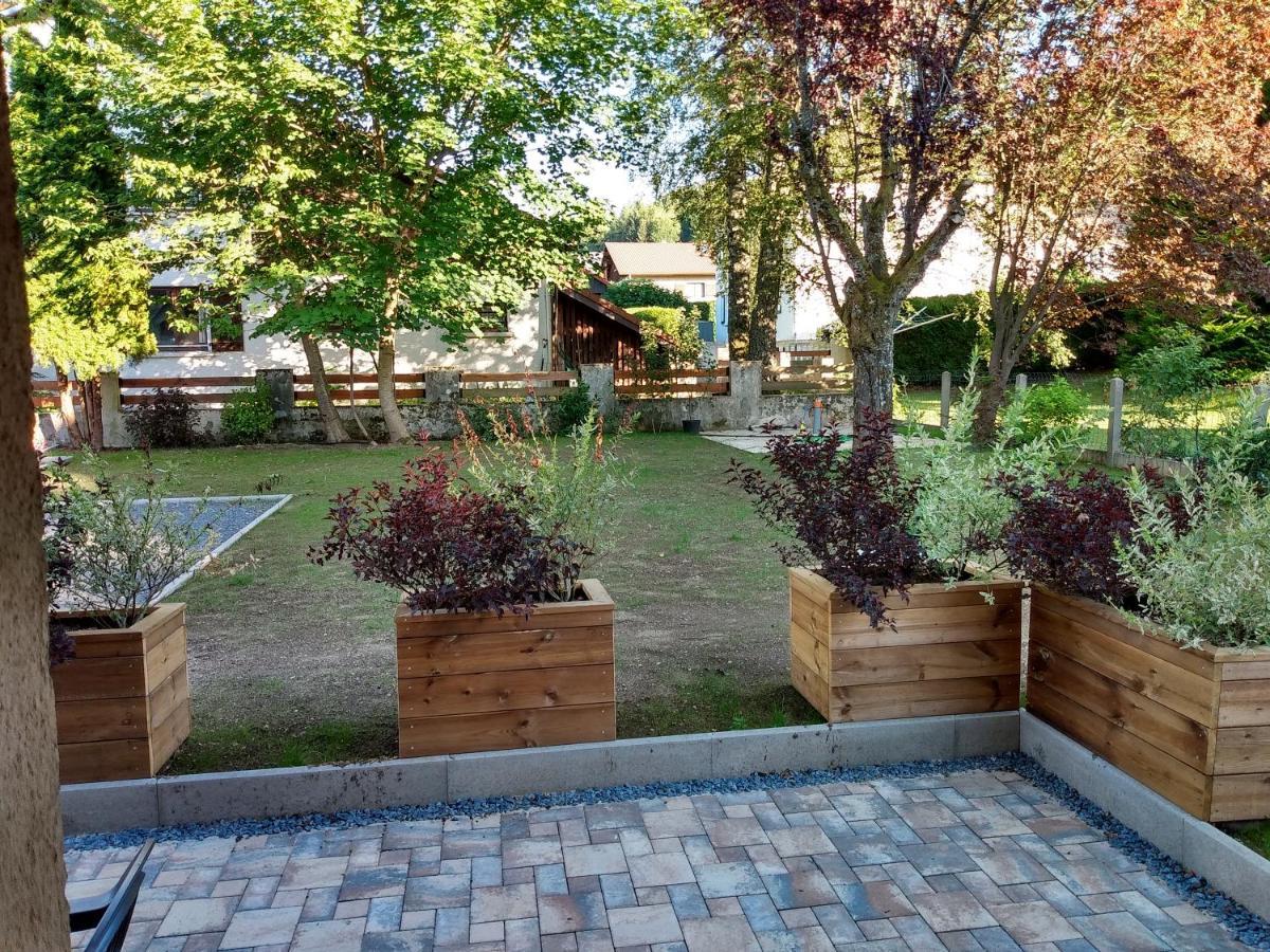 Gite Les Eglantines Rez-De-Jardin ジェラールメ エクステリア 写真