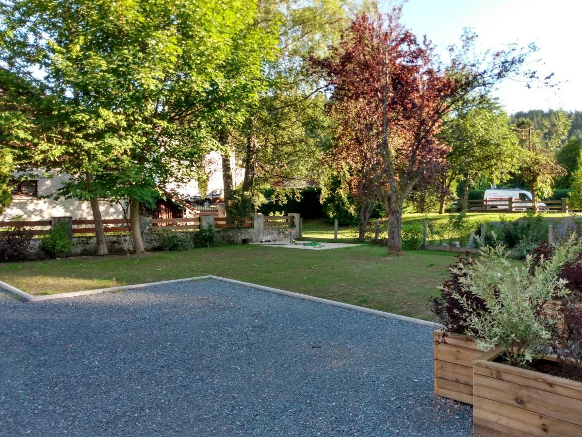 Gite Les Eglantines Rez-De-Jardin ジェラールメ エクステリア 写真